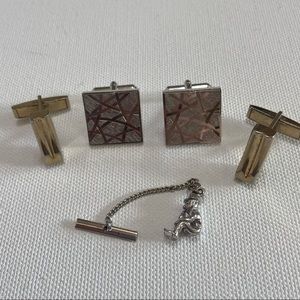 VINTAGE SILVER TONE AND GOLD TONE ASSORTED CUFF LINKS